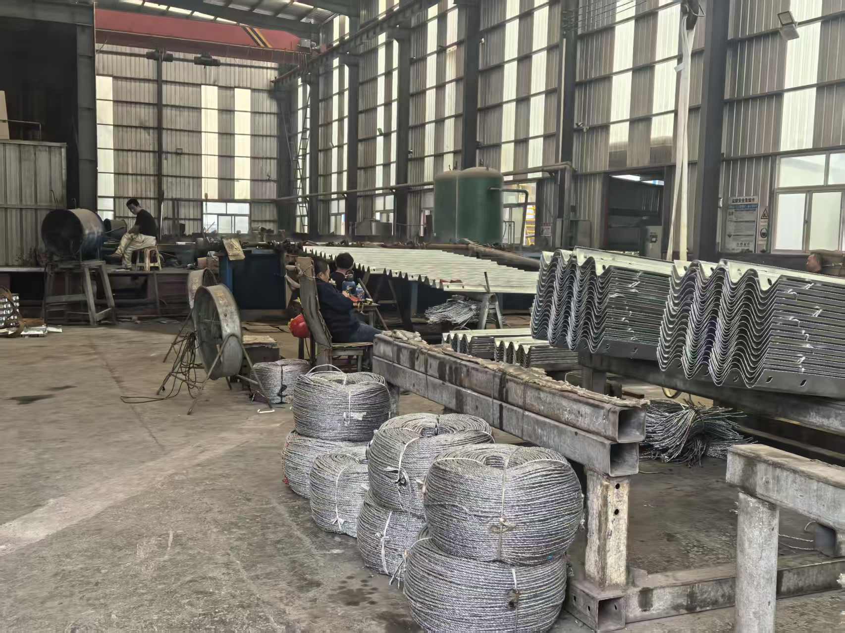 呼伦贝尔市两波波形护栏三波波形护栏 - 厂家